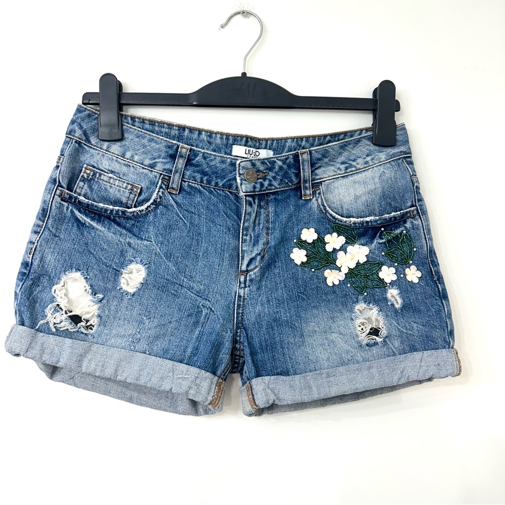 LIU JO Jean Shorts, faded ripped jean shorts Size 29